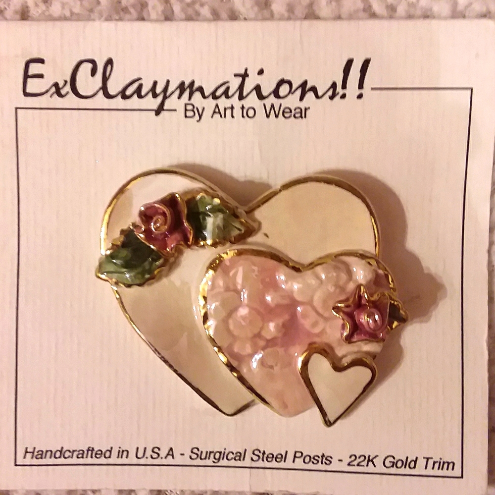 Pink hearts and roses pin-brooch by Exclaymations-Art-to-Wear.